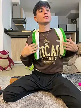 Naim TheKing online show from March 24, 1:00 am