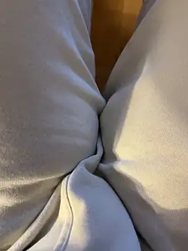 InkedGuy1 online show from April 2, 8:27 pm