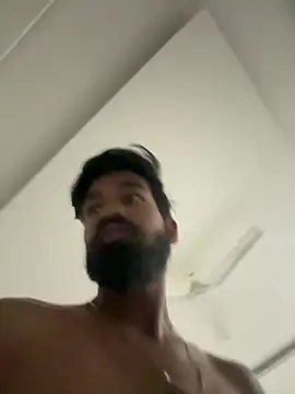 priyansh92924 online show from March 25, 12:25 am