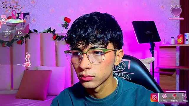 osamu tay online show from May 28, 3:26 am