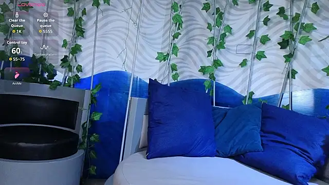 TheKing 39  online show from February 7, 3:24 am