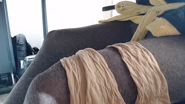 Nylonplay1 online show from April 6, 7:31 am