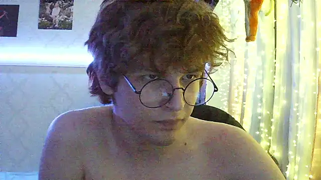 TimBunnyy online show from May 19, 11:33 pm