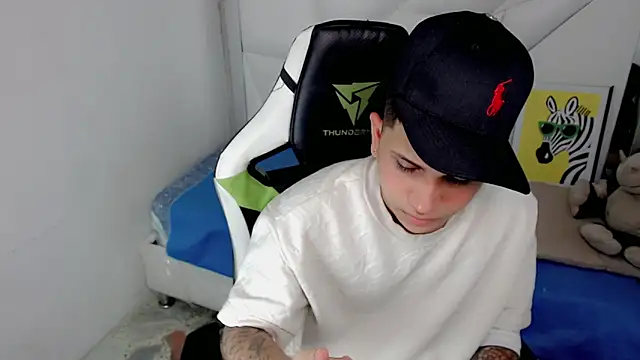 Black diamondd  online show from February 11, 2:55 pm