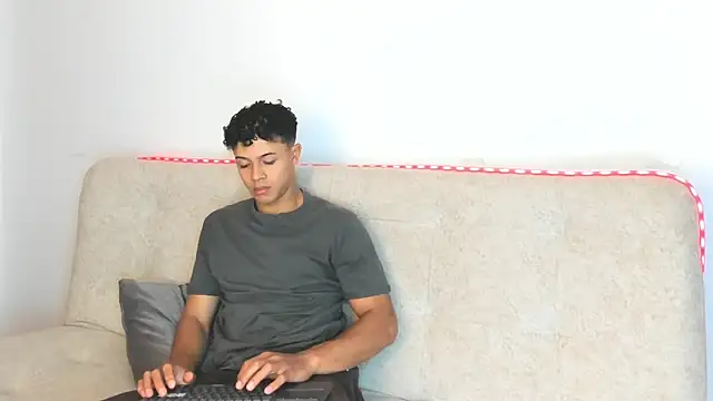  Alex Colton online show from April 2, 10:17 pm