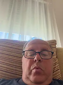 YachtCaptain10 online show from May 6, 10:38 am