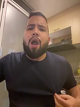 Dalton s online show from April 3, 2:19 am