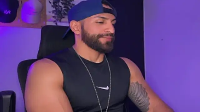 SamDornan51 online show from March 17, 5:54 am