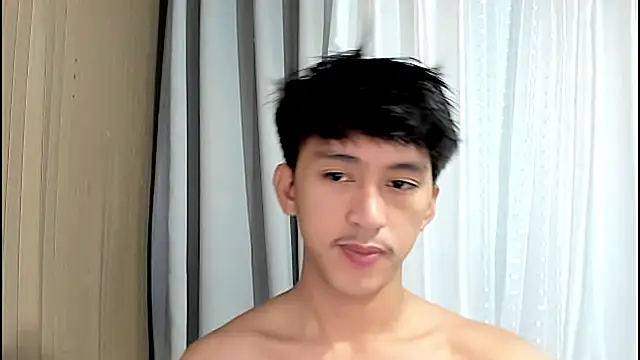  andrie69  online show from April 7, 7:14 pm