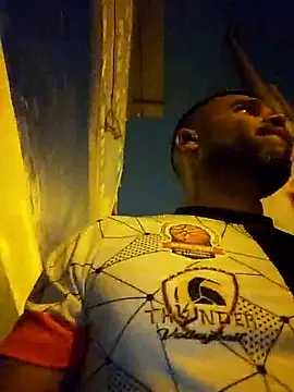 thom 1 online show from April 12, 10:28 am