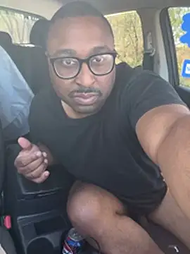 austincummings online show from March 8, 7:18 pm