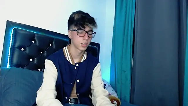 gabriel x18 online show from April 3, 4:31 am