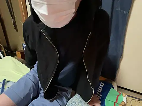 shizuku-kun211 online show from March 10, 5:52 pm