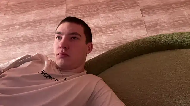 MoonlightVera online show from February 21, 10:05 am