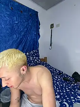 NoahCam1 online show from February 17, 3:27 am