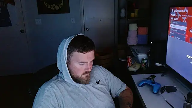 theone07221 online show from July 10, 8:43 pm