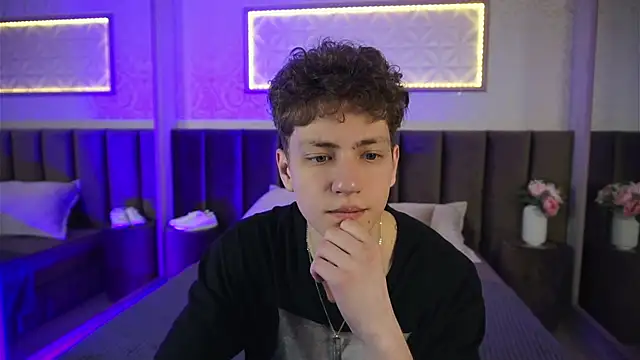 StefanBev online show from March 27, 7:48 pm