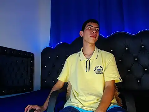 JorgeJohnson  online show from February 17, 4:11 am