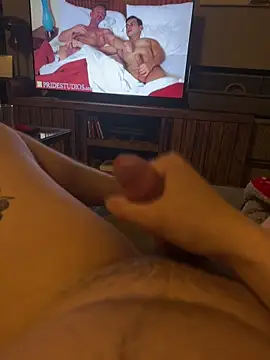 Hornyboy29cum online show from May 22, 10:15 pm