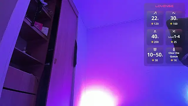 JhonnyRey27 online show from March 12, 7:32 pm