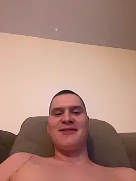 Kristina Maks online show from April 9, 11:00 pm