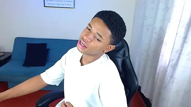 liiam3 online show from March 11, 9:00 pm