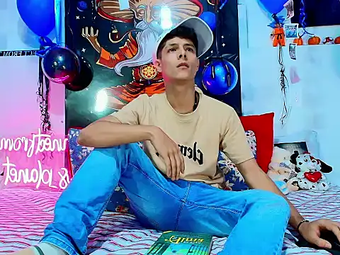 Eliassalvatore  online show from March 4, 12:39 am