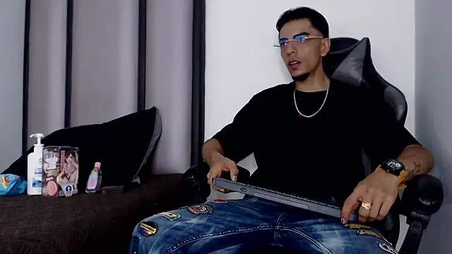 Endrick-23 online show from March 4, 3:57 am