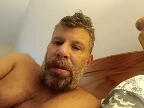 stud2512 online show from May 18, 5:35 am