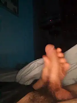 ilcazzone32 online show from March 29, 10:43 pm