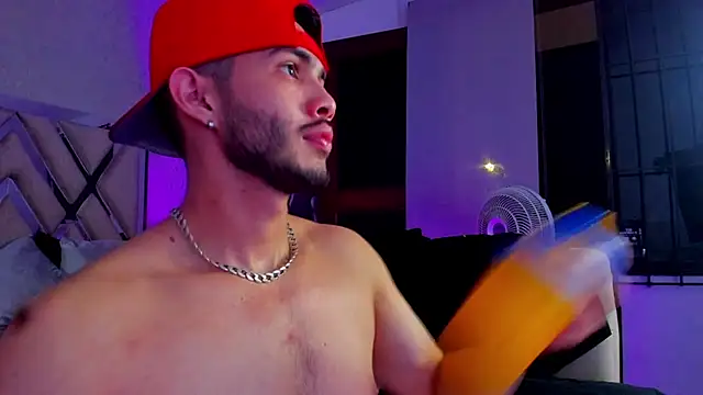Vincentblack online show from June 28, 3:23 am