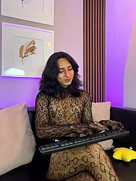 Elisasue online show from May 17, 3:14 am