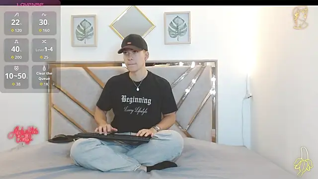 oliver   saint online show from March 29, 12:00 am