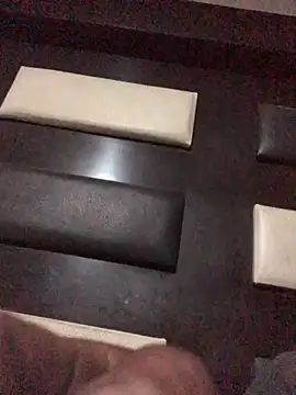 Elsolo2 online show from March 13, 5:59 am