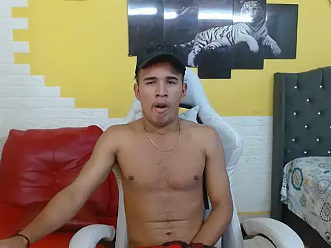 Damondark online show from March 28, 5:46 pm