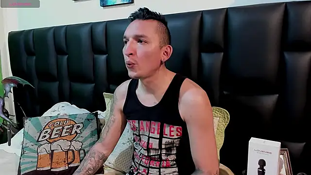 Mike Waters online show from April 9, 10:16 pm