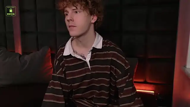 Mickey Hawk online show from March 2, 5:19 am