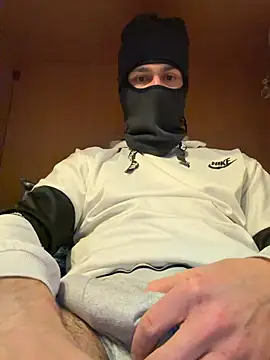   950 online show from March 11, 8:54 am