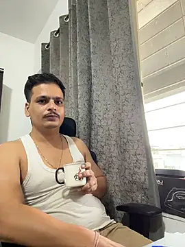 the guy u desire online show from July 18, 10:42 am