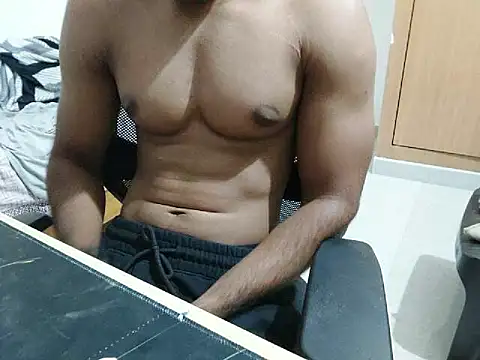 kratosTheHunk online show from April 1, 5:54 pm