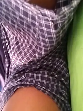 AryanDesi06 online show from March 11, 11:50 am