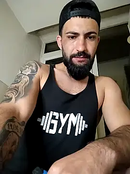 Tommy Porn  online show from April 26, 9:44 pm