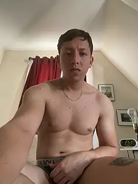 paulcevallos05 online show from April 15, 7:14 pm