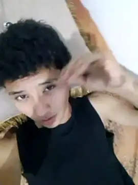 el   000111 online show from April 16, 3:06 am