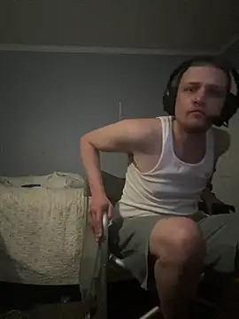 BoredGamer420 online show from April 16, 3:50 am