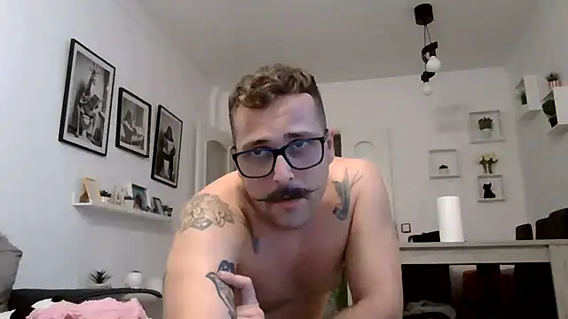 yanick931 online show from June 8, 10:22 pm