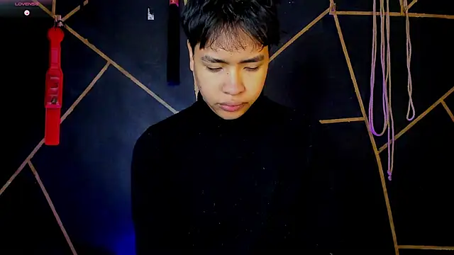Lee Colee online show from May 24, 1:22 am