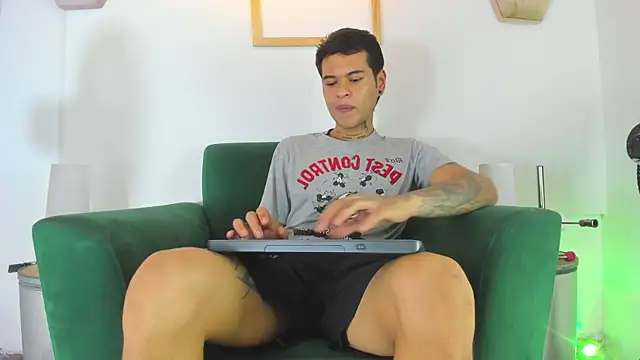 jebbins online show from June 25, 8:57 pm