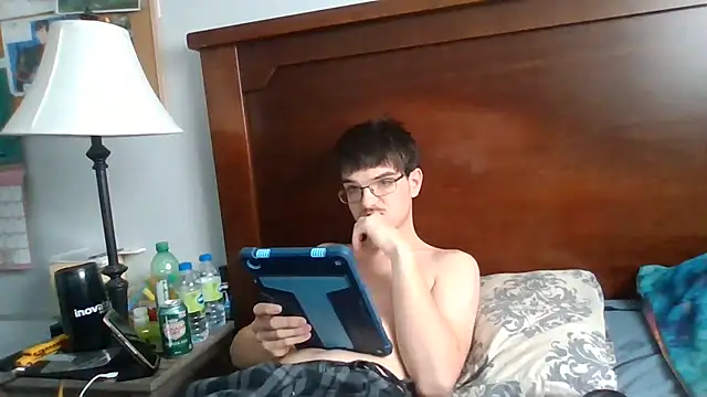 Matthewissexy25 online show from June 20, 6:24 pm
