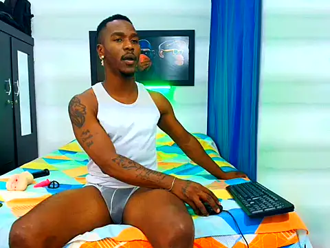 dickblackxx online show from June 26, 5:21 am